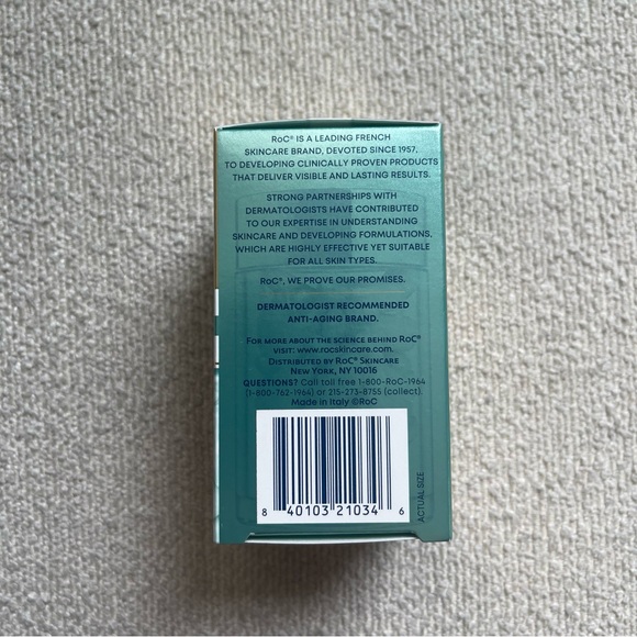 RoC Skincare Hydrate + Plump Serum Capsules 30 Count - Picture 11 of 15